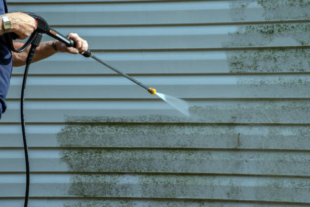 Best Pool Deck Cleaning  in Harrisburg, SD